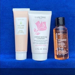 ❌SOLD❌Facial Cleansers